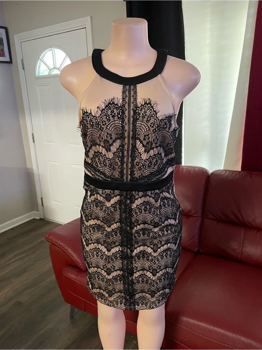 Haute Monde Sleeveless Black Lace Overlay Sheath Dress - Nude Lining dance Large